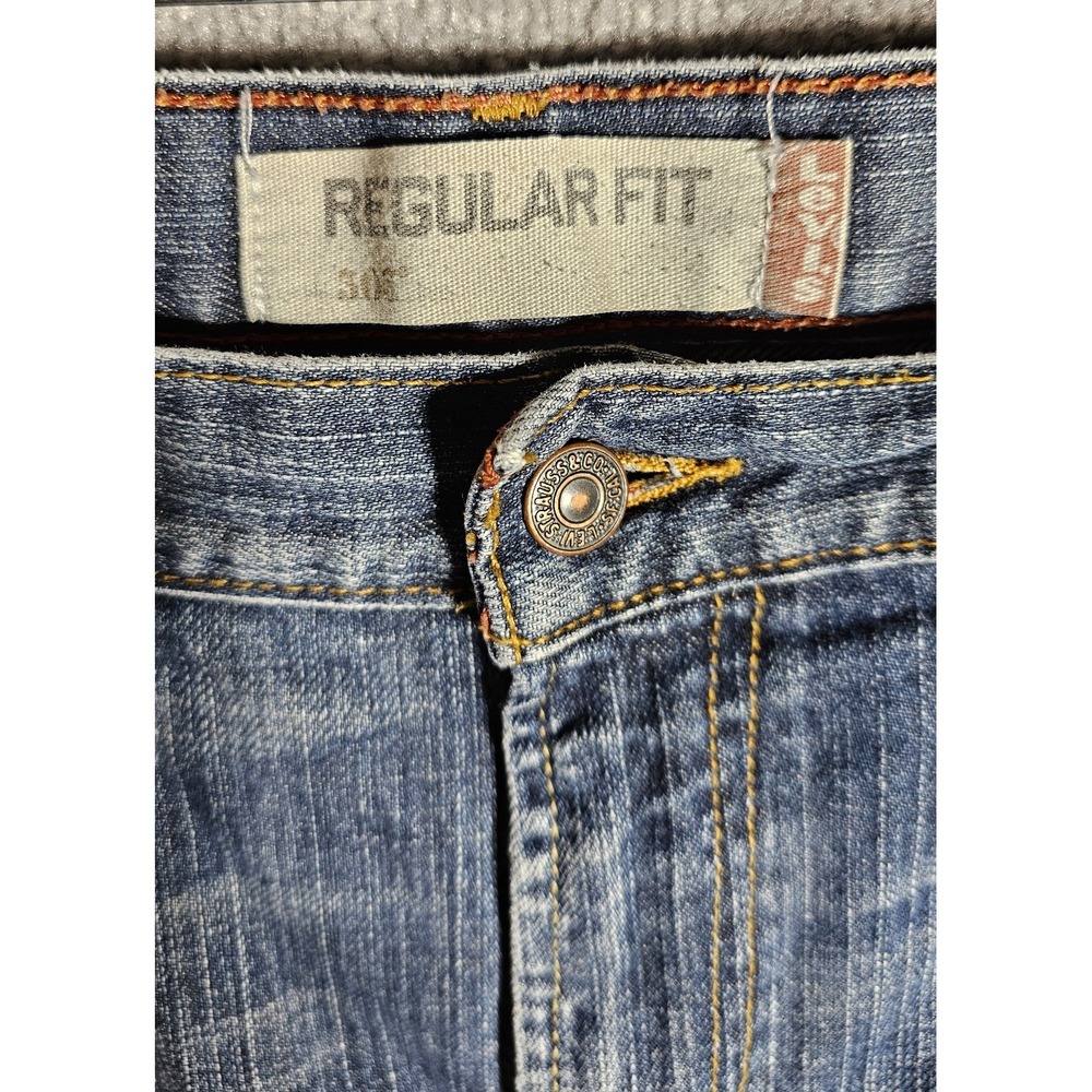 Levis 505 Regular Fit Straight Leg Jeans Mens Size 38x30‎ Blue Medium Wash Denim - Picture 3 of 9